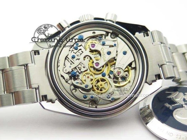 0516 Efficient Speedmaster JHF SS Snoopy Award 45th Anniversary White dial On SS Bracelet 8239